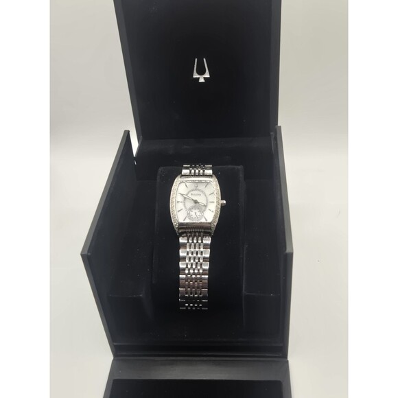 BULOVA 22 Diamonds Mother Of Pearl Dial Bracelet Watch Stainless Steel. 6.5\